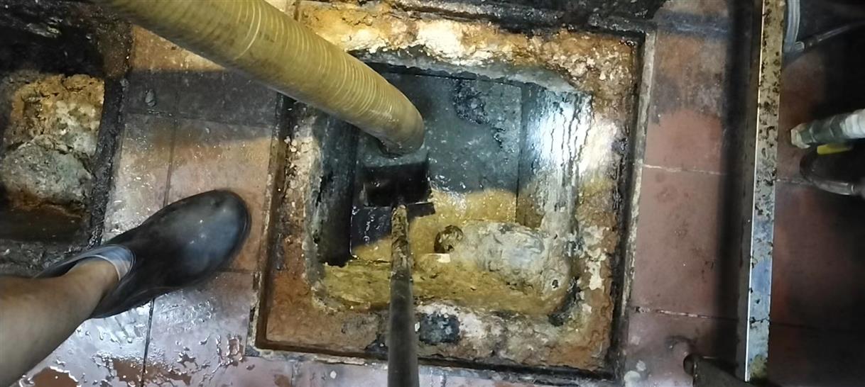 綦江化油池清理-污水池清掏