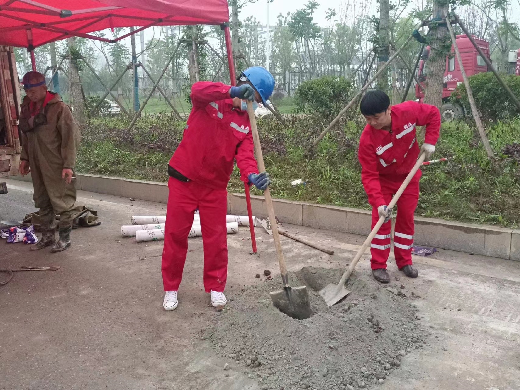 綦江管道疏通哪家好】及时进行市政管道清淤